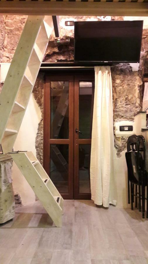L'Arco Di Sersa ريكو ديل غولفو دي سبيزيا المظهر الخارجي الصورة