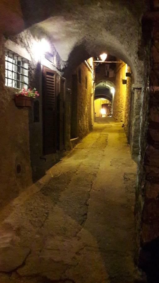L'Arco Di Sersa ريكو ديل غولفو دي سبيزيا المظهر الخارجي الصورة