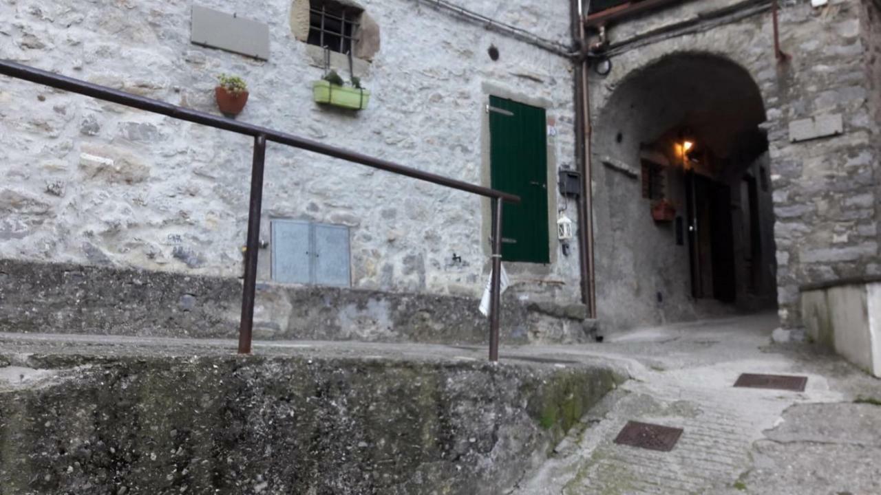 L'Arco Di Sersa ريكو ديل غولفو دي سبيزيا المظهر الخارجي الصورة